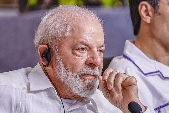 GSI exonera segurança de Lula que estava em grupo de Zap golpista A apreensão do celular do ex-assessor de Bolsonaro, Mauro Cid, levou