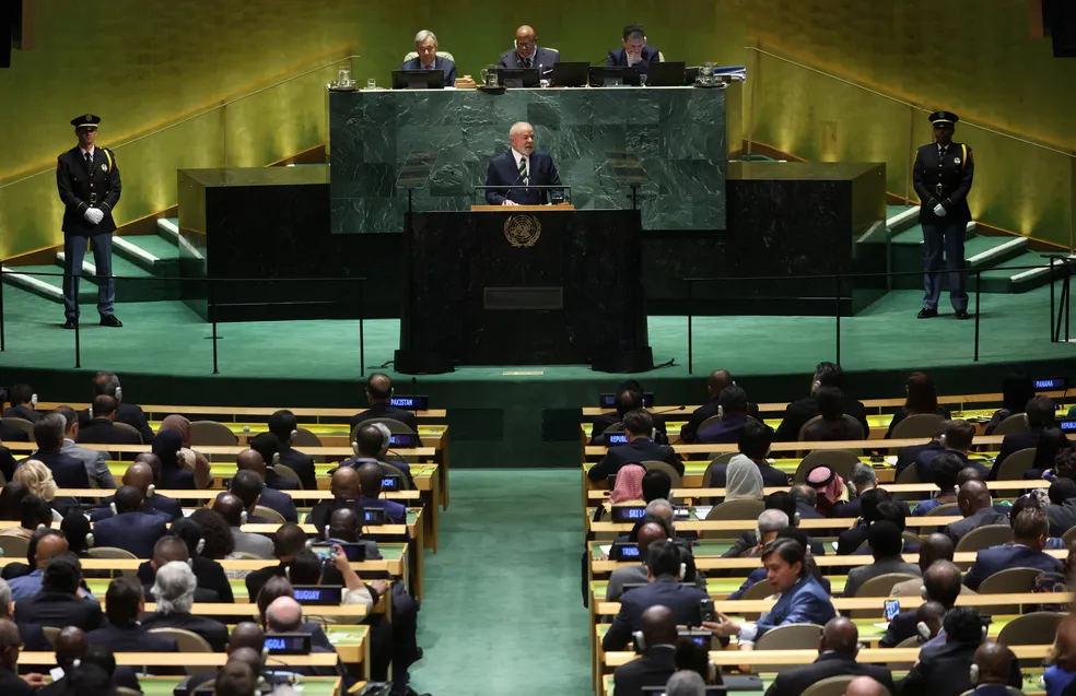 Com discurso aplaudido na ONU, Lula preenche o vazio deixado pelo antecessor Bolsonaro Na abertura da Assembleia Geral das Nações Unidas