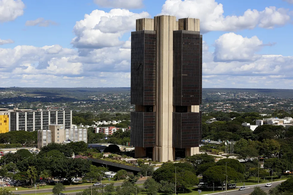 Novos cortes da Selic: compreenda as observações do BC após a reunião do Copom Nesta quarta-feira (20), o Comitê de Política Monetária