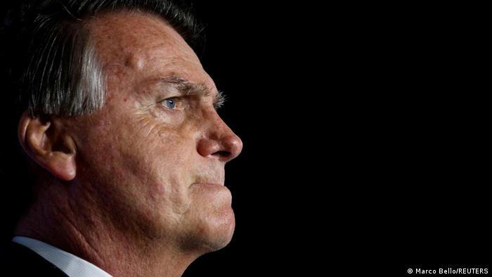 TSE estabelece maioria para manter Bolsonaro inelegível. Dos 7 ministros, 4 já votaram e negaram recurso da defesa do ex-presidente