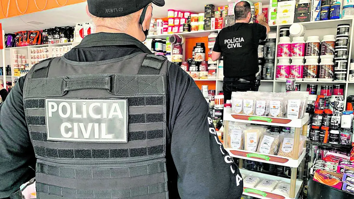 Os policiais civis do Pará já receberam um reajuste de 15% O reajuste de 15% sobre o vencimento base dos investigadores efetivos e escrivões