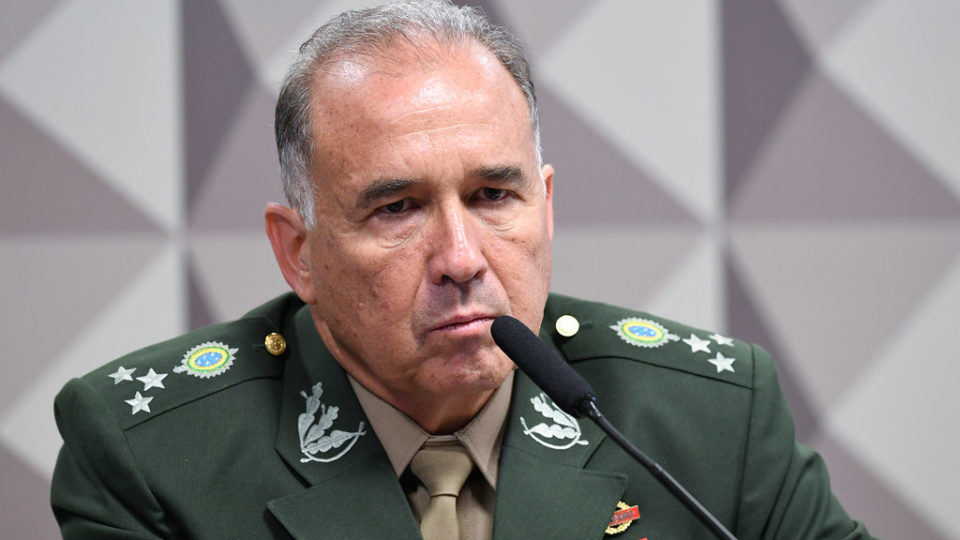 General nega que o Exército tenha impedido o desmonte do acampamento no QG O general Gustavo Henrique Dutra, responsável pelo gerenciamento