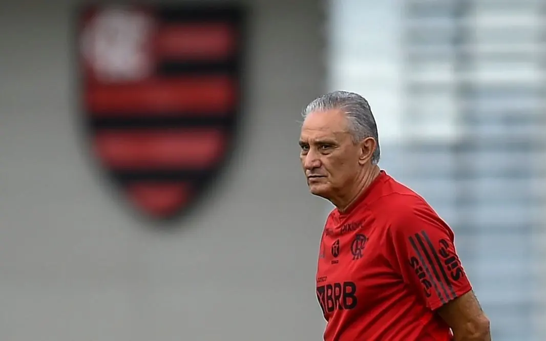 Tite estreia no Flamengo com vitória sobre o Cruzeiro no Mineirão. A trajetória de Tite como treinador do Flamengo começou com uma vitória...