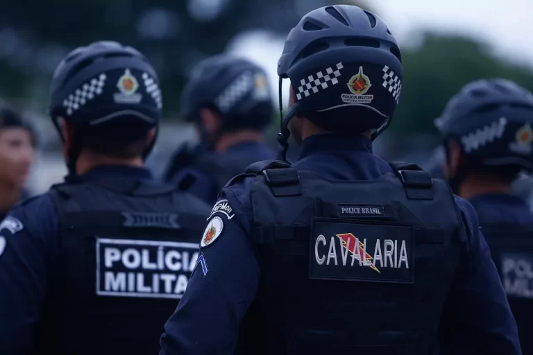 Reajuste salarial para bombeiros e policiais do DF é aprovado pelo Senado Nesta quarta-feira (1/11), o Senado Federal aprovou um projeto de