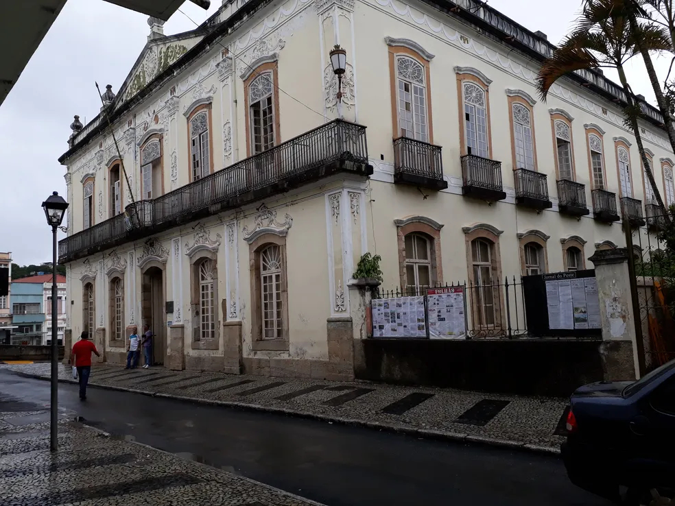 Mais de 200 servidores são exonerados de uma única vez de prefeitura em MG Na terça-feira (31), o Diário Oficial da Prefeitura de São João