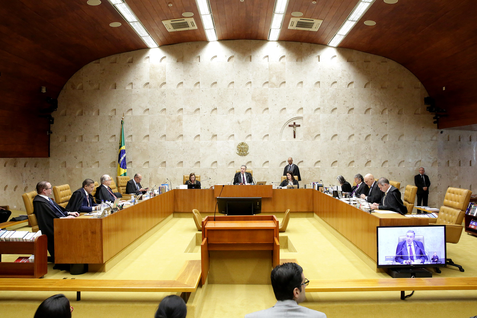 STF fixa prazo para o Congresso regulamentar licença-paternidade Esta quinta-feira (14), o Supremo Tribunal Federal (STF) reconheceu que o