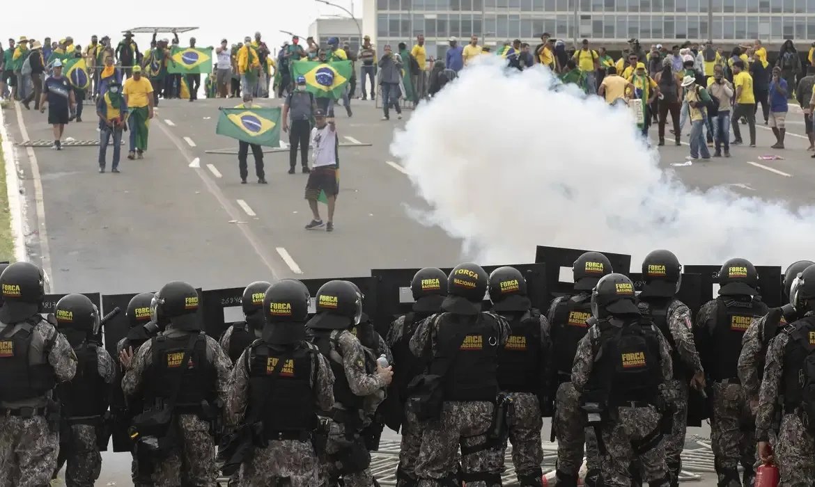 Bolsonaristas organizam novo ato para o dia 8 de janeiro Apoiadores do ex-presidente Jair Bolsonaro iniciaram uma mobilização pelas redes