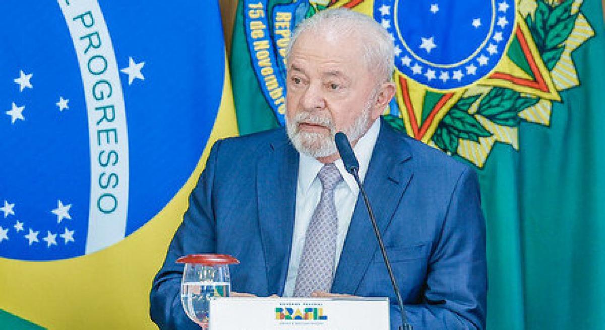 Governo Federal anuncia R$1bi para reduzir população de rua O presidente Lula (PT) anunciou hoje um plano de políticas públicas de quase