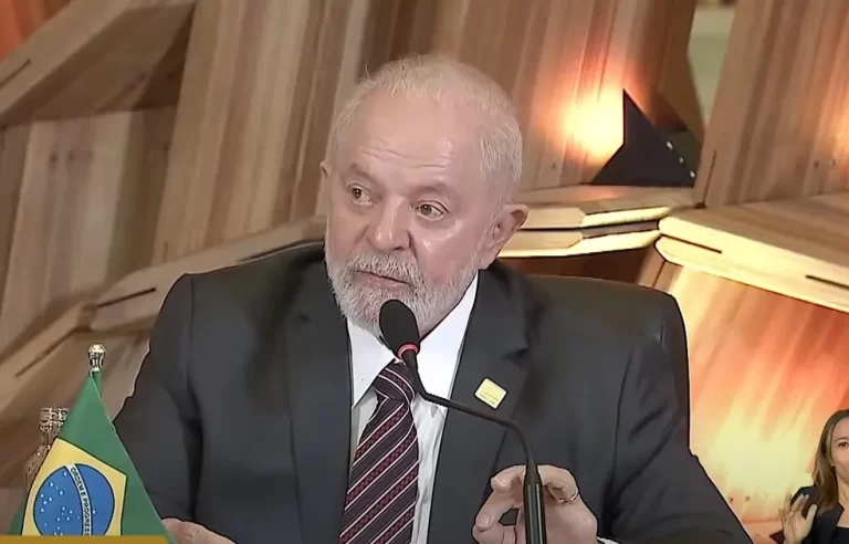 Essequibo: Lula observa 'crescente preocupação' diz que o Mercosul não pode ficar "fora" do assunto Na manhã desta quinta-feira (7), o