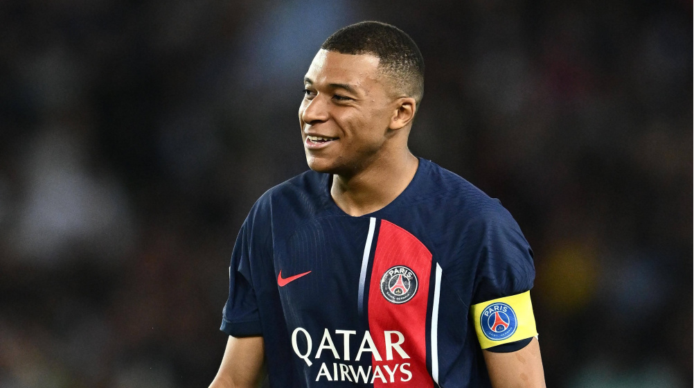 Mbappé comunica ao PSG que vai sair do clube. Atacante francês deixa diretoria ciente sobre decisão, segundo imprensa francesa...