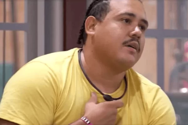 BBB24: Sem saber da separação, Lucas elogia a ex-mulher; Veja Ao fim do dia, os participantes do BBB 24 selaram esse pacto de solidariedade