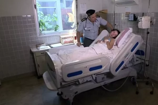 Morre Clarinha, paciente que ficou internada em coma por 24 anos Morreu na noite desta quinta-feira (14) Clarinha, mulher que, no ano 2000