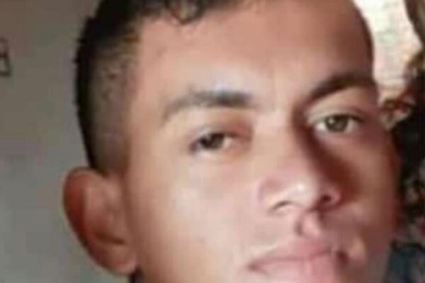 🚨Brutal: Jovem é sequestrado e morto por irmãos após 28 facadas e quase degolado Parece uma história da Bíblia, onde irmãos se matam