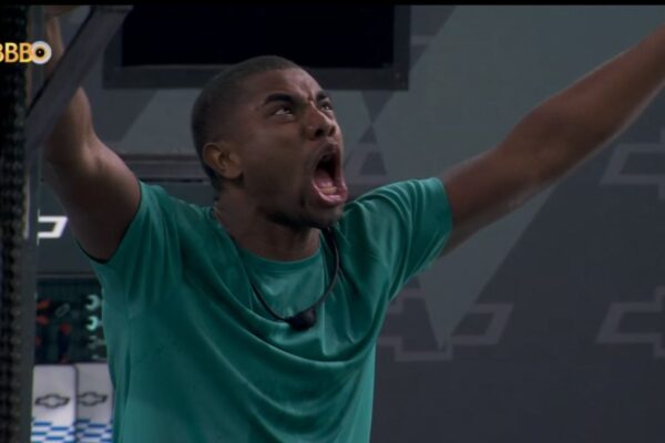 'BBB24': Davi vence a prova dos líder e garante vaga na final do programa Após quase 10 horas, Davi foi o último a deixar a Prova