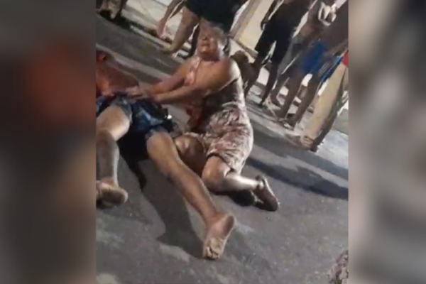 VÍDEO: criminosos sequestram mulher para atrair e executar marido dela com 16 tiros Denilson da Silva Ferreira, 23, foi atropelado