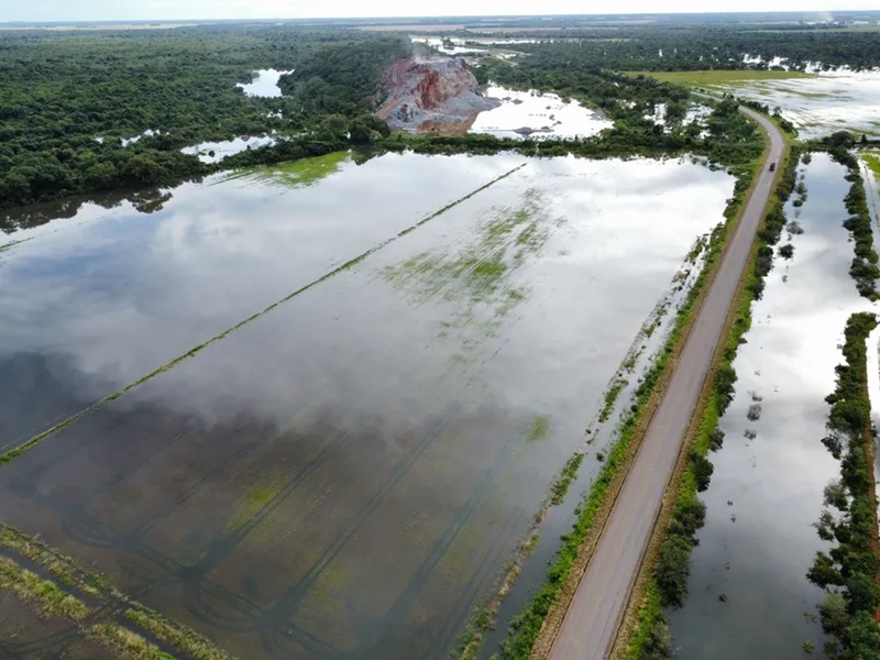 Economia: O desastre natural com maior impacto na economia brasileira: 3 efeitos das inundações do RS no país Para se avaliar o impacto