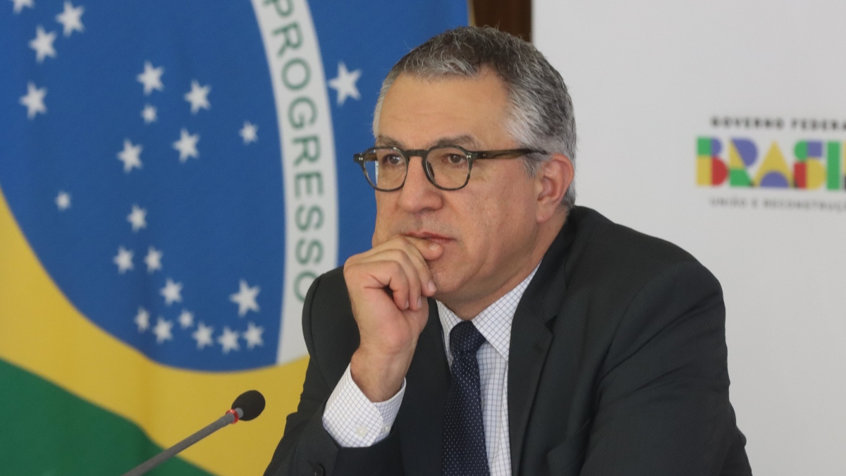 🖊Politica: Padilha diz que não há clima para votar PL do aborto na Câmara O ministro das Relações Institucionais, Alexandre Padilha...