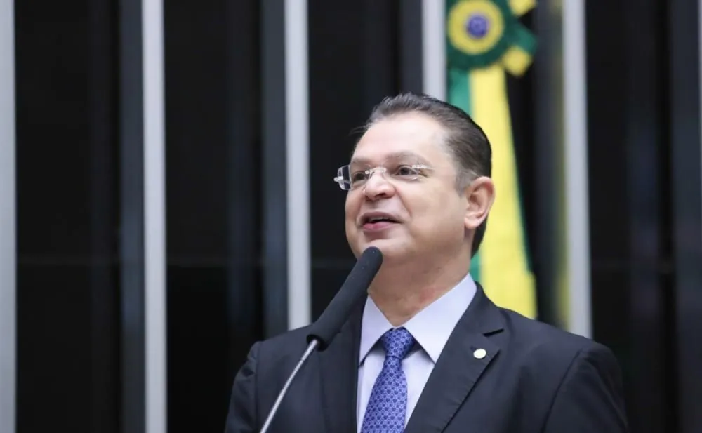 🖊🚨Apesar de protestos, autor de PL do aborto diz ter 300 votos favoráveis O deputado federal Sóstenes Cavalcante (PL-RJ), autor do PL