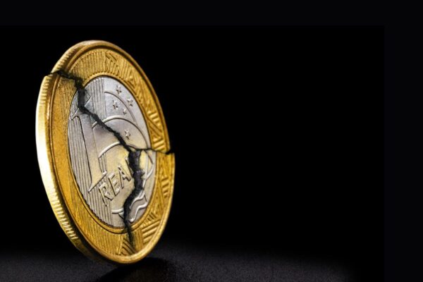 💰 Economia: Real está entre as 10 moedas que mais perderam valor frente ao dólar neste ano; veja ranking O real está entre as dez moedas