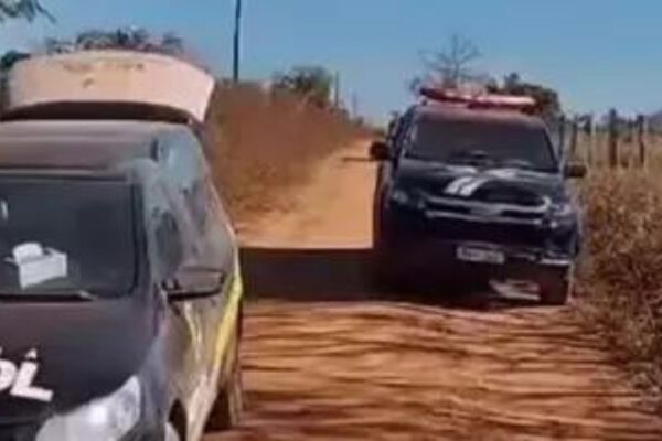 🚨😱Pará: Mulher é encontrada morta com corpo carbonizado e seminua em estrada A Polícia Civil investiga a morte de uma mulher...