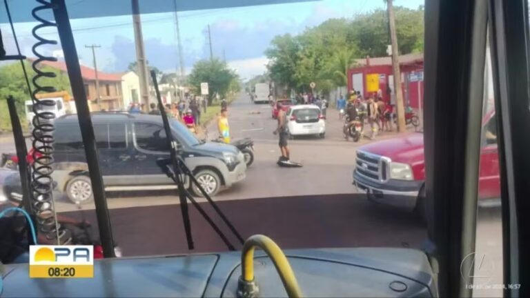Idoso e mulher em motocicleta morrem após colidirem com ônibus. Duas pessoas que estavam em uma motocicleta foram atingidas...