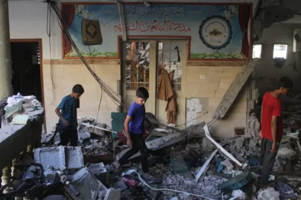 💣Internacional: Ataque de Israel em Gaza deixa cerca de 100 mortos Um ataque aéreo israelense a um complexo escolar em Gaza