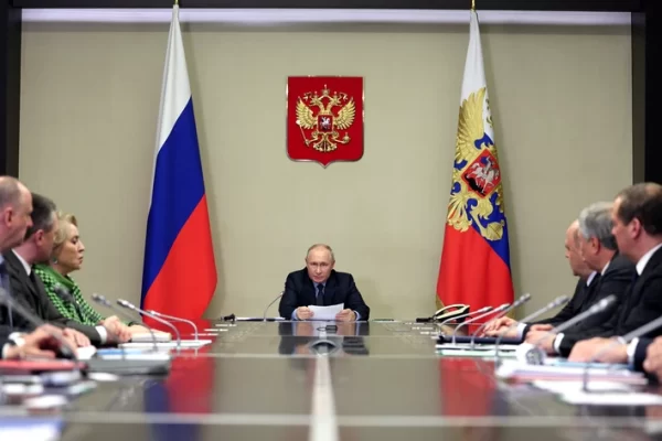 😱💣Internacional: Putin convoca reservistas, declara estado de emergência e restringe espaço aéreo da Rússia A Rússia entrou...