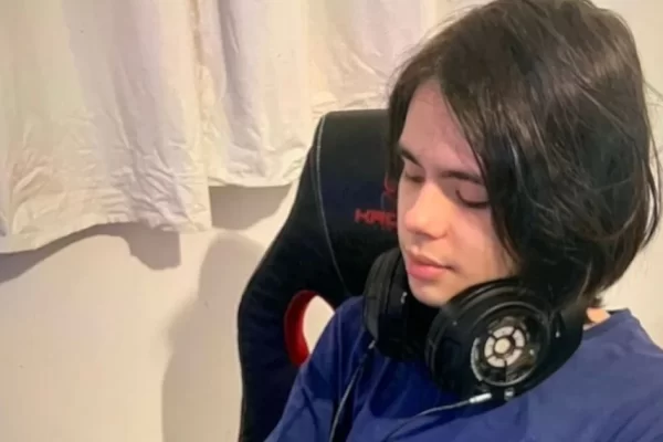 😱💣Polêmica: Jovem morre após levar soco de médico em hospital, denuncia mãe Alessandra Ferreira da Silva, mãe de Richard Ferreira da Cruz..