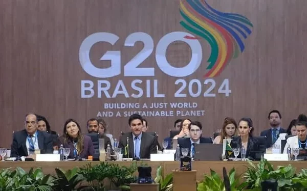 Guerra da Ucrânia cria tensão com russo na reunião do G20 em Belém A reunião ministerial do G20 Turismo em Belém neste sábado (21) também