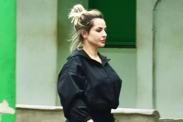 Deolane não vai precisar usar tornozeleira; entenda A influenciadora, empresária e advogada Deolane Bezerra deixou o presídio em Buíque,