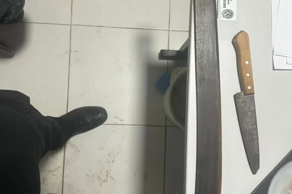 Comerciante nega vender bebida fiado e leve quatro facadas no Marajó Foi o que aconteceu com o vendedor ambulante Manuel Reis Cordeiro Sérgio