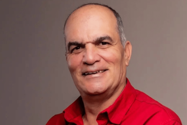 Eleições 2024: Infarto mata vice do PT durante comício de candidato A cidade de Paripiranga, na Bahia, está em luto após a súbita morte