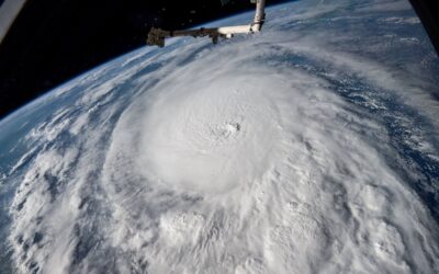 Flórida começa a sentir impactos do furacão Milton