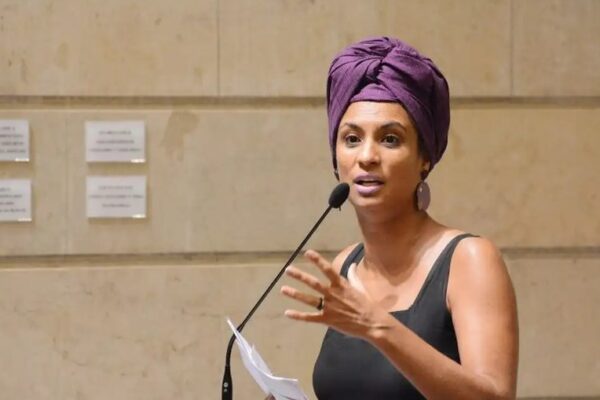 Caso Marielle Franco: MP quer 84 anos de prisão para assassinos