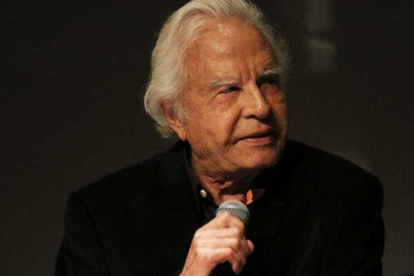 🖤Luto: Morre o jornalista Cid Moreira, um dos rostos mais icônicos da televisão brasileira, aos 97 anos 📺