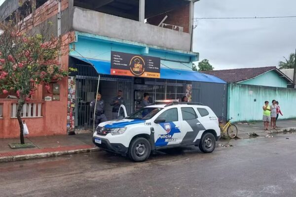 Ataque a tiros durante festa de aniversário deixa 3 mortos e 7 feridos. Ataque aconteceu em Nova Almeida, Serra, Grande Vitória...