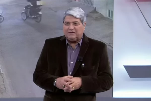 José Luiz Datena deixa a Band para se juntar ao SBT.O apresentador José Luiz Datena e a Band chegaram a um acordo nesta quinta-feira (28) e..