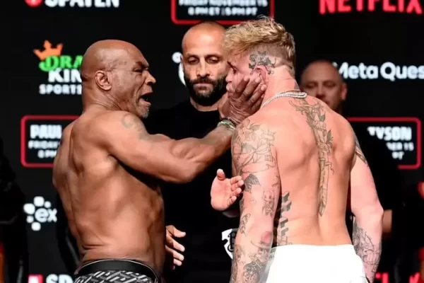Antes da luta, Mike Tyson 'desce' o tapa em Jake Paul. Os dois irão se enfrentar nesta sexta-feira, 15, com transmissão direta da Netflix...