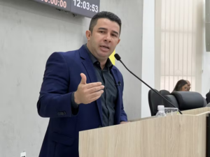 PF prende vereador e subchefe da PM por suspeita de receber apoio do tráfico de drogas