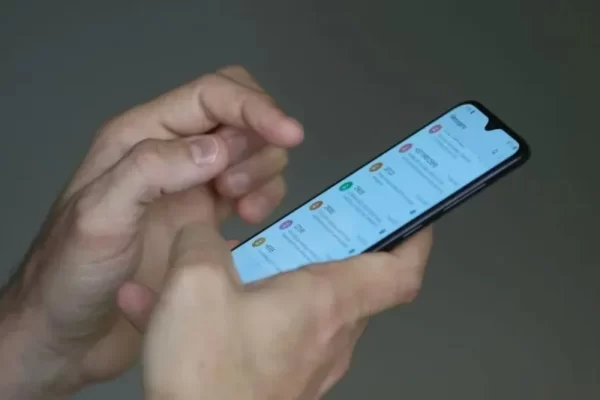 Homem é ameaçado e paga R$ 6,5 mil para não ser assassinado