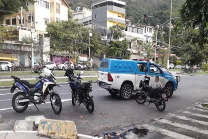 Segundo a Polícia Civil do RJ, o corpo do tio foi encontrado concretado no chão de uma casa Morro do Preventório, Niterói (RJ)...