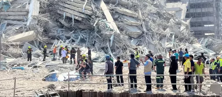 Tremores destruíram prédios e estradas nos dois países do Sudeste Asiático, e foram sentidos ainda em partes da China e Índia...