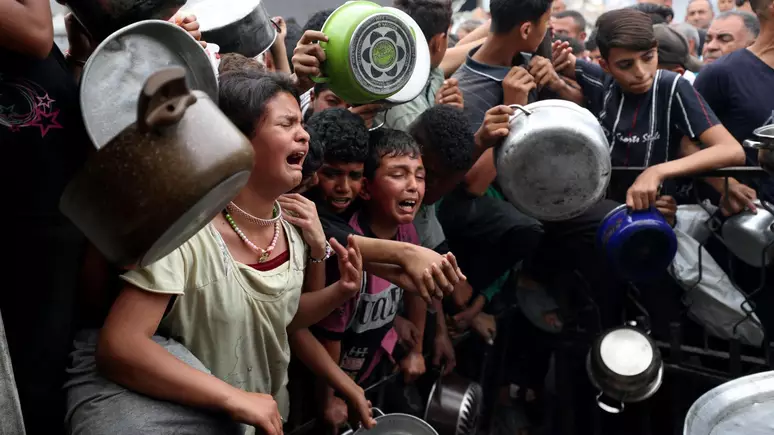 O diretor de ajuda humanitária da ONU, Tom Fletcher, disse à BBC nesta terça-feira (20/5) temer que 14 mil bebês possam morrer...