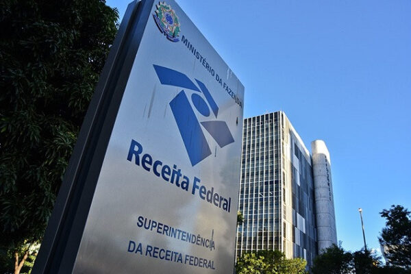 Saiba até quando fazer a declaração de IR e prazo para receber primeiro lote da restituição