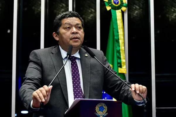 TRE-PA cassa mandato do senador Beto Faro e de seus suplentes