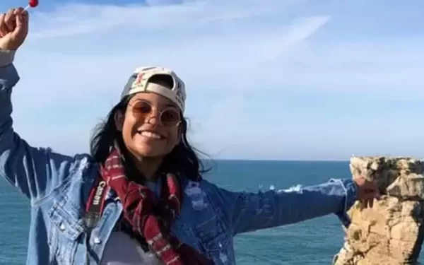 Brasileira que caiu em vulcão na indonésia está a 4 dias esperando resgate