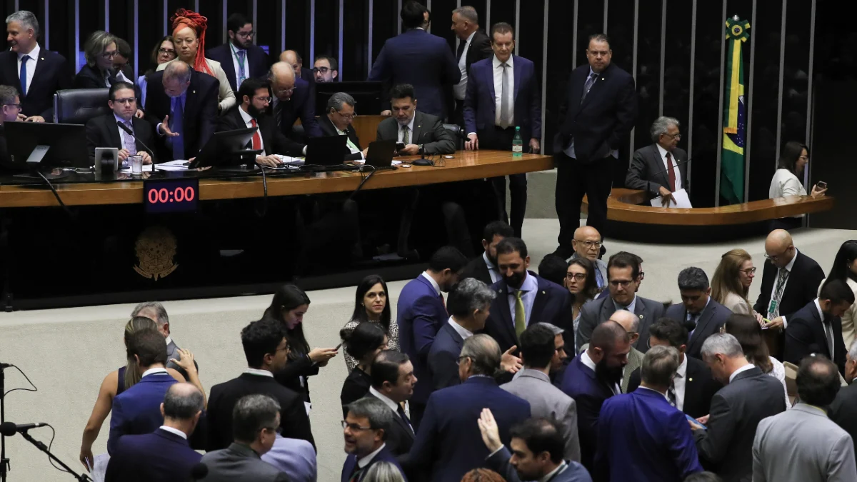 Câmara dos Deputados aprovou nesta segunda anulação do decreto do governo Lula