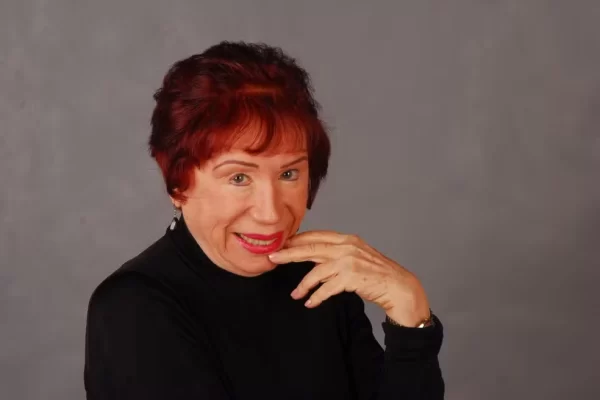 Berta Loran, atriz em programas de humor, morre aos 99 anos no Rio