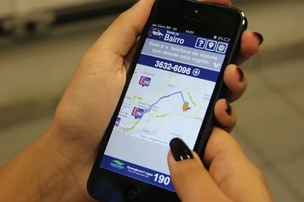 Alertar blitz para outras pessoas em grupos de whats e redes sociais é crime?