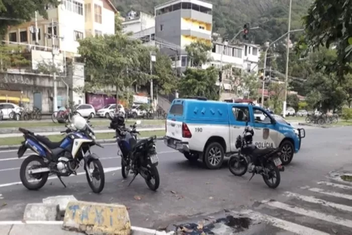 Segundo a Polícia Civil do RJ, o corpo do tio foi encontrado concretado no chão de uma casa Morro do Preventório, Niterói (RJ)...